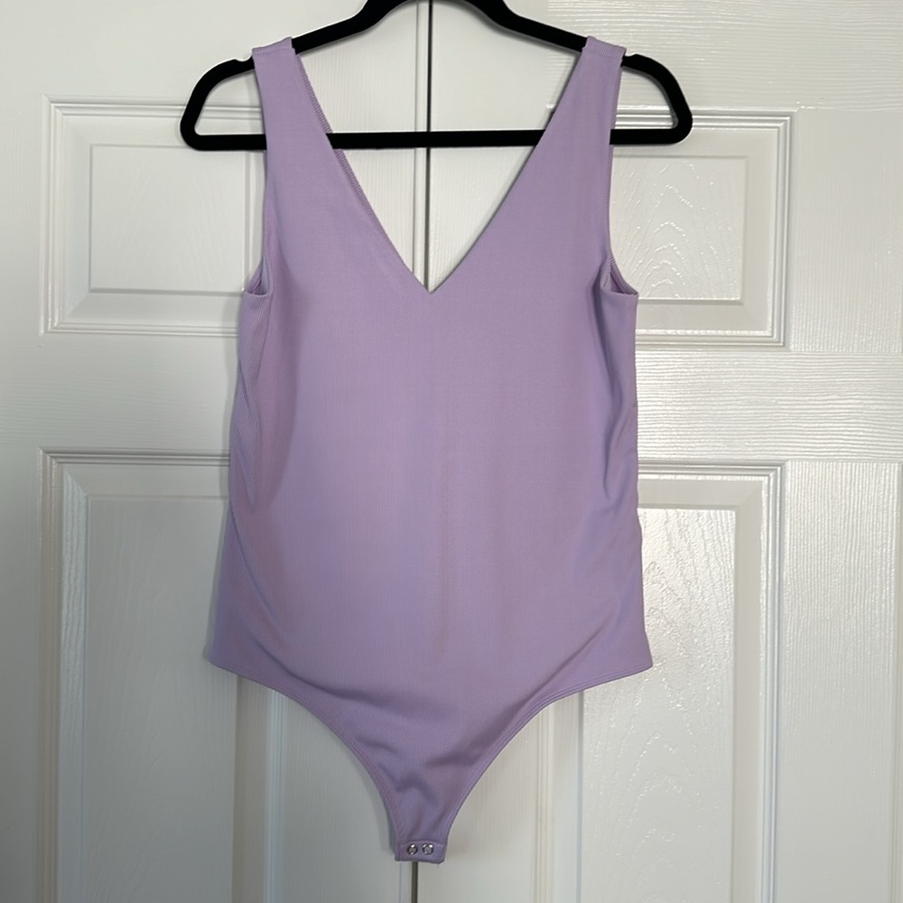 Express Body Countour Ribbed V Neck Thong Bodysuit Si…